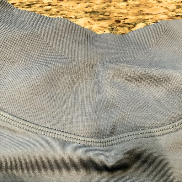 GYMSHARK SWEAT SEAMLESS SHORTS Size M - Picture 6 of 7